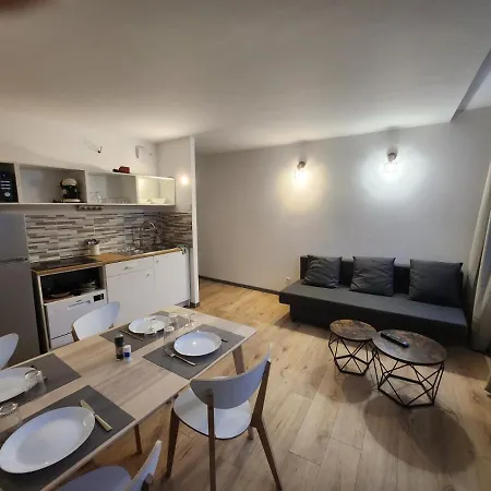 Agreable Appartement, Lumineux Bar-le-Duc Exterior photo